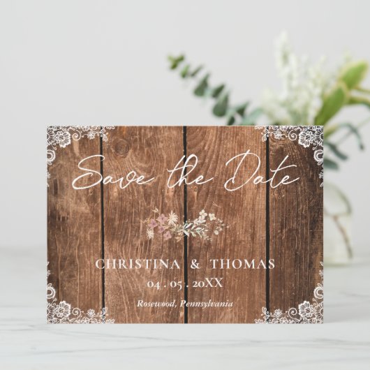 Elegant rustiek hout en kant land bruiloft save the date (Staand voorkant)