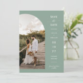 Elegant Sage Green Arc Photo QR Code Save the Date Kaart (Staand voorkant)