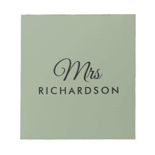 Elegant Sage Green Custom Mrs Script Family Name Notitieblok