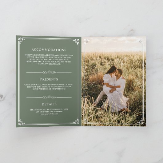 Elegant Sage Green en White Monogram Wedding (Binnen)
