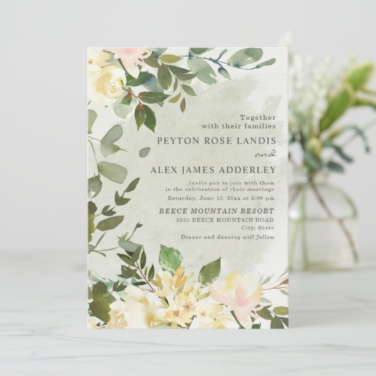 Elegant Sage Green Eucalyptus White Floral Wedding Kaart (Staand voorkant)
