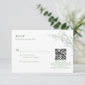Elegant Sage Green Floral Wreath QR Code Wedding RSVP Kaartje (Staand voorkant)