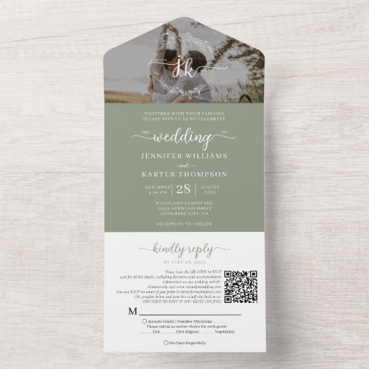 Elegant Sage Green Monogram QR Code Foto bruiloft All In One Uitnodiging (Binnen)