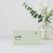 Elegant Sage Green QR Code Minimalistisch Monogram Visitekaartje (Staand voorkant)
