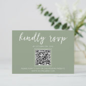 Elegant Sage Groen Script QR Code Bruiloft Website RSVP Kaartje (Staand voorkant)