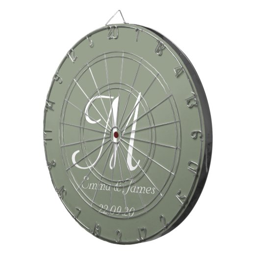 Elegant Sage Groen & Wit Monogram Initiaal Naam Dartbord (Voorkant Rechts)