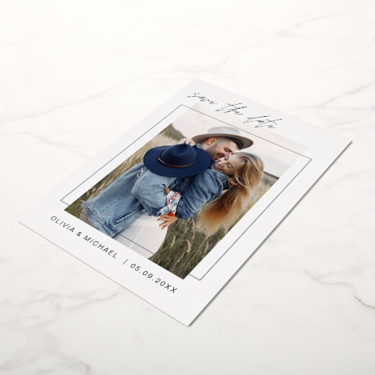 Elegant Save the Date Photo Minimalist Silver Folie Uitnodiging (Gedraaid)