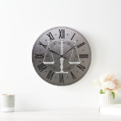 Elegant Scales of Justice | Grafisch metallisch Grote Klok (Huis)