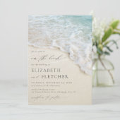 Elegant Schrift Op Het Strand Bruiloft Kaart (Staand voorkant)