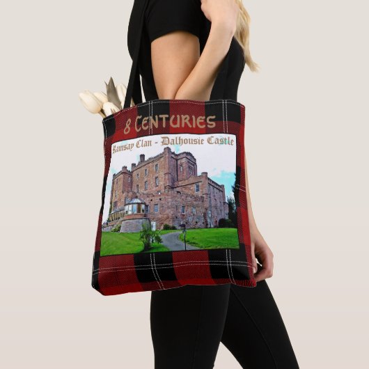 Elegant Scottish Ramsay Clan Castle Tartan Tote Bag (Dichtbij)