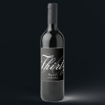 Elegant Script, 30th Birthday Party Wijn Etiket<br><div class="desc">Elegante 30e verjaardagsfeestje wijnlabels. Deze elegante labels hebben een elegante scripttypografie met de tekst "30, dertig". Dit verfijnde ontwerp is een klassieke keuze voor een fantastische 30e verjaardag! Klik voor verdere aanpassingen op de knop "Aanpassen" en gebruik onze ontwerptool om deze sjabloon aan te passen. Alle tekststijl, kleuren, maten kunnen...</div>