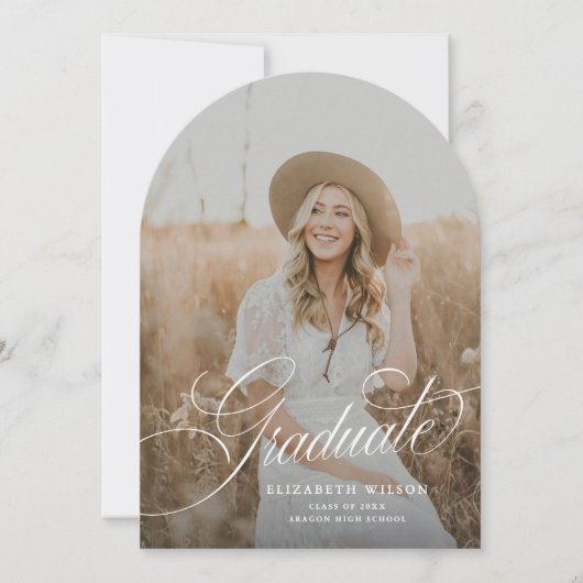 Elegant Script Arch Photo Afstuderen Aankondiging (Voorkant)