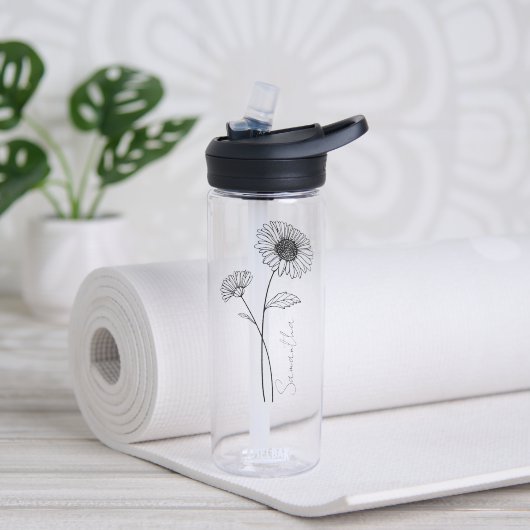 Elegant Script Aster September Geboorte Bloem Naam Waterfles (Links)