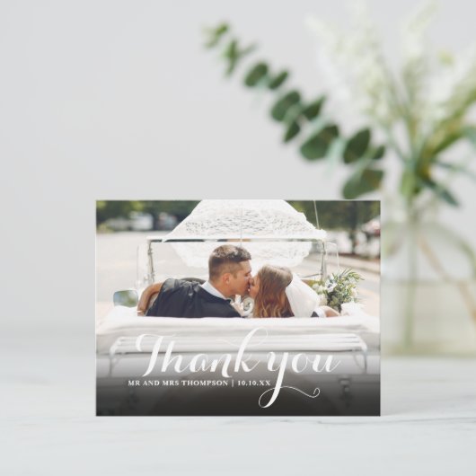 Elegant Script Bedankt voor je bruiloft foto Briefkaart (Staand voorkant)