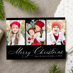 Elegant Script Black Merry kerst 3 Foto Feestdagenkaart<br><div class="desc">Eenvoudige kerstkaart met drie verticale foto's en "prettige kerst" die in een feestelijk wit kalligrafiekscript op een zwarte achtergrond worden weergegeven. Pas de voorzijde van de multi-foto kerstkaart aan met uw familienaam en het jaar. De kaart keert terug om een modern zwart-wit vlakpatroon te tonen.</div>