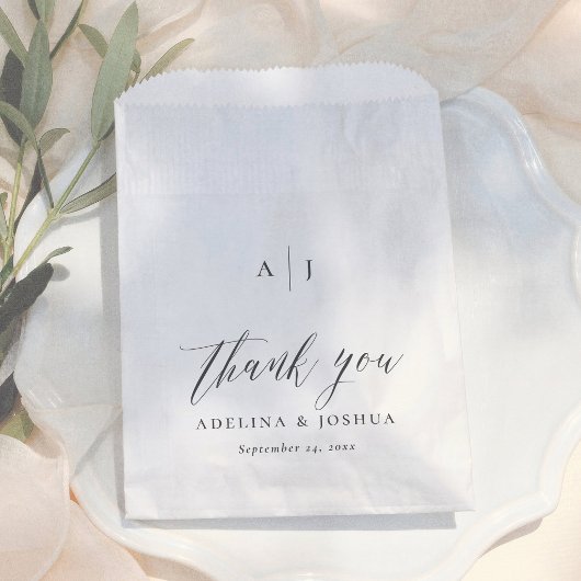 Elegant Script Black & White Thank You Wedding Bedankzakje