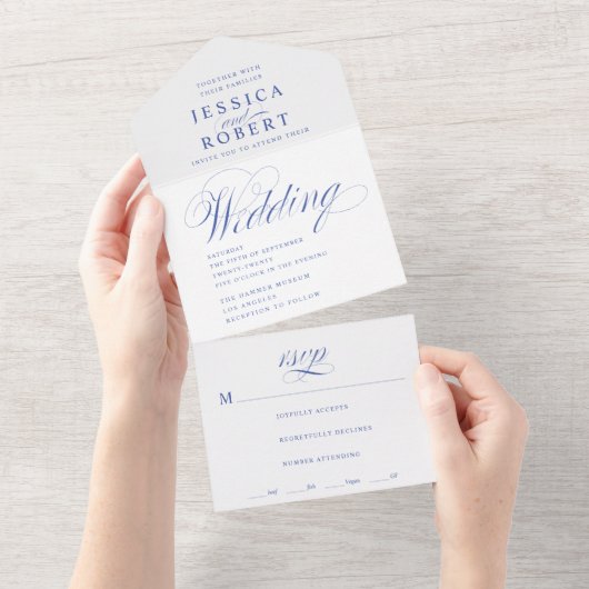 Elegant script blauw en wit kalligrafie bruiloft all in one uitnodiging (Afscheurbaar)