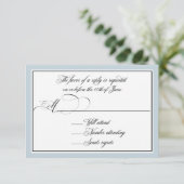 Elegant script bloeit met Dusty Blue Border RSVP Kaartje (Staand voorkant)
