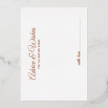 Elegant Script bruiloft advies en wensen Roos Gold Folie Uitnodiging<br><div class="desc">Voeg een persoonlijk tintje toe aan uw bruiloft met een elegant huwelijksadvies en wenskaart. Deze advieskaart heeft een titel in roos gouden folie moderne elegante kalligrafie lettertype stijl en details in roos gouden folie sans serif lettertype stijl op witte achtergrond. Perfect voor bruiloft, baby shower, verjaardagsfeestje, vrijgezellenfeest, vrijgezellenfeest en alle...</div>