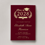 Elegant Script Burgundy Gold College Graduing Aankondiging<br><div class="desc">Moderne bogundy red college graduatie aankondiging met "Class of" in een lichtgouden illustratie van een laurellepel met een afstudeerder pet top en diploma en de naam van de afgestudeerde in een elegant lichtgoudschrift. Voeg hun school,  grote,  eer- of toekomstplannen toe.</div>