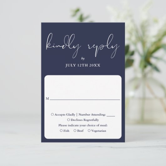 Elegant Script Calligraphy Navy Blue Wedding RSVP Kaartje (Staand voorkant)