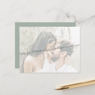 Elegant Script Couple Photo Sage Save our Date Aankondigingskaart