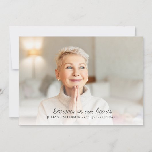 Elegant Script Cross Funeral Photo Dank je kaart (Achterkant)