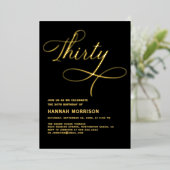Elegant script Dertig Zwart Goud 30ste Verjaardag Folie Uitnodiging (Staand Voorkant)