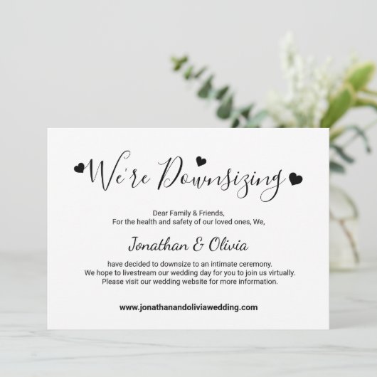 Elegant Script Downsizing Kleinere Trouwfoto Aankondiging (Staand voorkant)