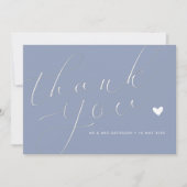 elegant script dusty blue bruiloft bedankt je kaar (Voorkant)