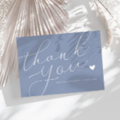 elegant script dusty blue bruiloft bedankt je kaar