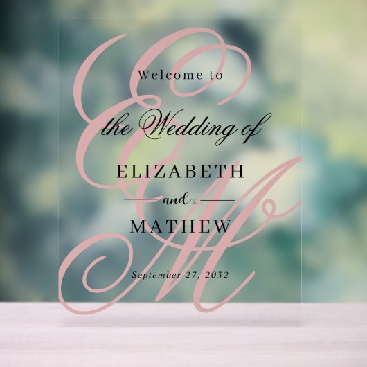 Elegant Script Dusty Roze Monogram Huwelijk Welkom Acryl Bord (Neutraal)