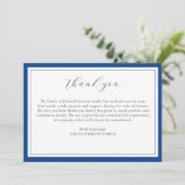 Elegant Script Eenvoudig Blauw Uitvaart Dank u Kaa Kaart (Staand voorkant)