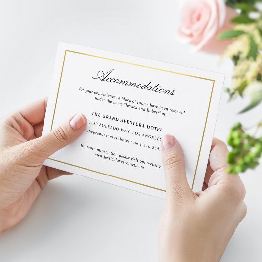 Elegant Script en Gold Border Accommodaties Informatiekaartje