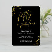 Elegant Script Fifty en Fabulous Birthday Gold Folie Uitnodiging (Staand Voorkant)