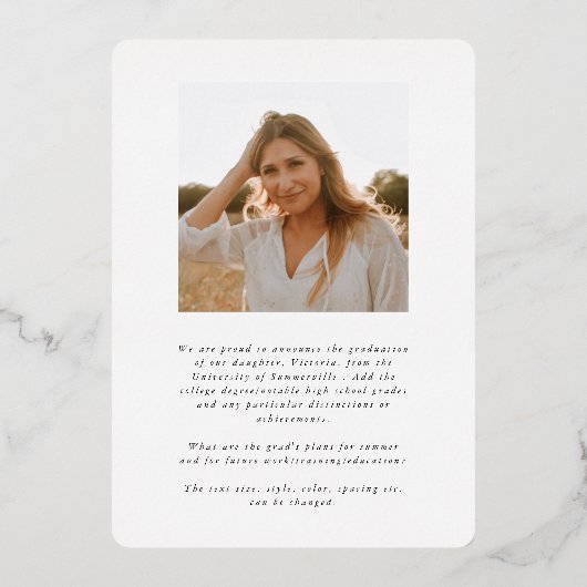 Elegant Script Folie Afstuderen Fotoaankondiging Folie Uitnodiging (Achterkant)