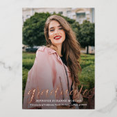 Elegant Script Foto Afstuderen Roos Gold Folie Uitnodiging (Voorkant)