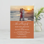 Elegant Script Foto Boho Terracotta Wedding Kaart (Staand voorkant)