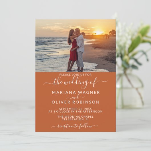 Elegant Script Foto Boho Terracotta Wedding Kaart (Staand voorkant)