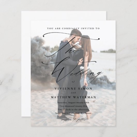 Elegant Script Foto Budget Bruiloft Uitnodiging (Voorkant / Achterkant)