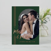 Elegant Script Foto Getrouwd en Vrolijk Folie Feestdagenkaart (Staand Voorkant)