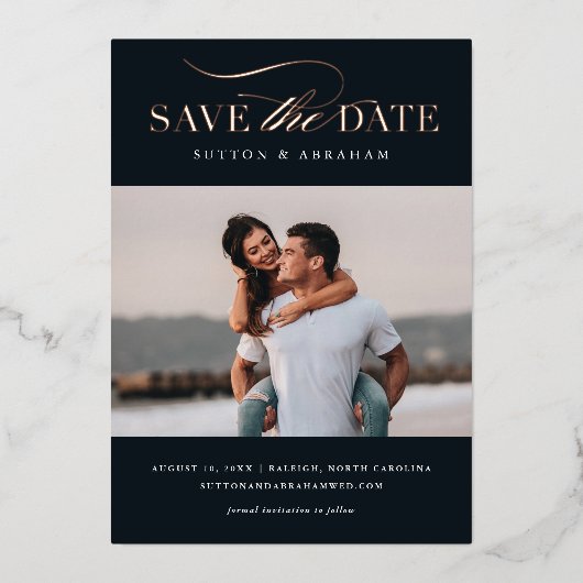 Elegant Script Foto Save the Date Rose Goud  Folie Uitnodiging (Voorkant)