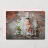 Elegant Script Girl Newborn Photo Birth Aankondiging (Voorkant / Achterkant)
