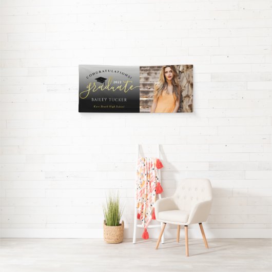 Elegant Script Gold Black Afstuderen Yard Sign. Spandoek (Insitu)