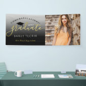 Elegant Script Gold Black Afstuderen Yard Sign. Spandoek (Beurs)