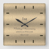 Elegant Script Gold Wedding Jubileum Keepslag Vierkante Klok (Voorkant)