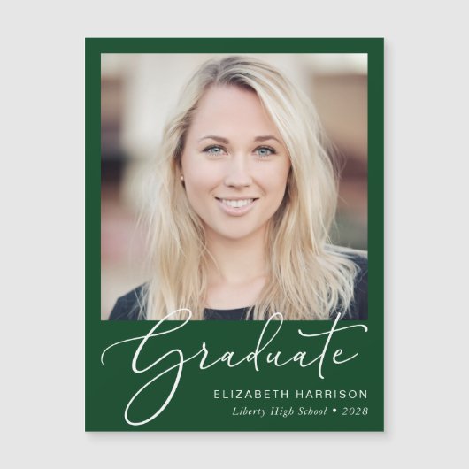 Elegant Script Green Afstuderen Magnet Magnetische Uitnodiging (Voorkant)