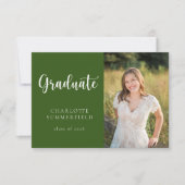 Elegant Script Groen Wit Foto Afstuderen Kaart (Voorkant)