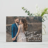 Elegant script Kerstmis getrouwd paar Foto Feestdagenkaart (Staand voorkant)