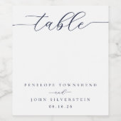 Elegant Script Lege Tafel Nummer Trouwdag Wijn Etiket (Enkel label)